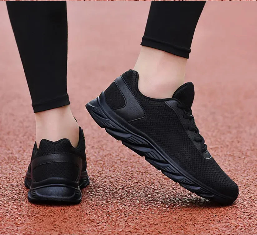 Original Men Running Walking Mesh Shoes Fashion Casual Sneakers Outdoor Breathable Athletic Gym Lightweight Men Tennis Footwear