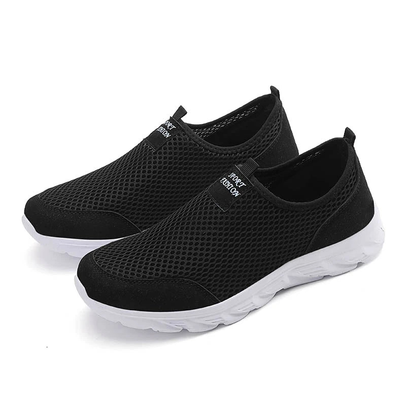 2023 Lightweight Men Casual Shoes Breathable Slip on Male Casual Sneakers Anti-slip Men's Flats Outdoor Walking Shoes Size 39-47